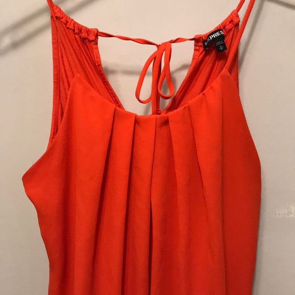 Coral tank with chiffon overlay - Picture 2 of 5
